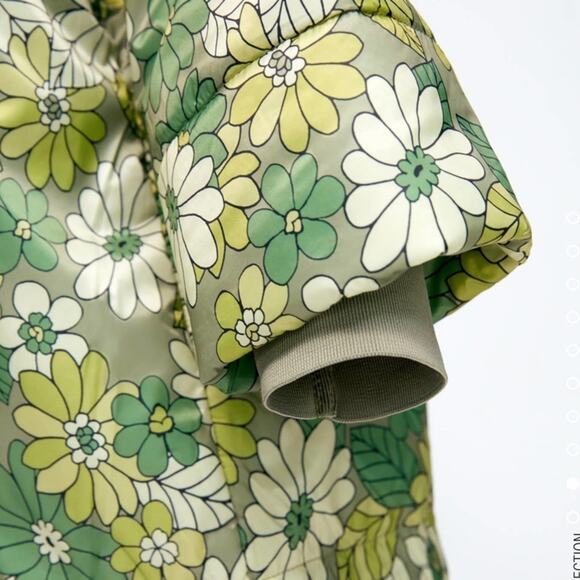 Zara Green Floral Puffer Hooded Jacket Size Medium/Large - Picture 3 of 12